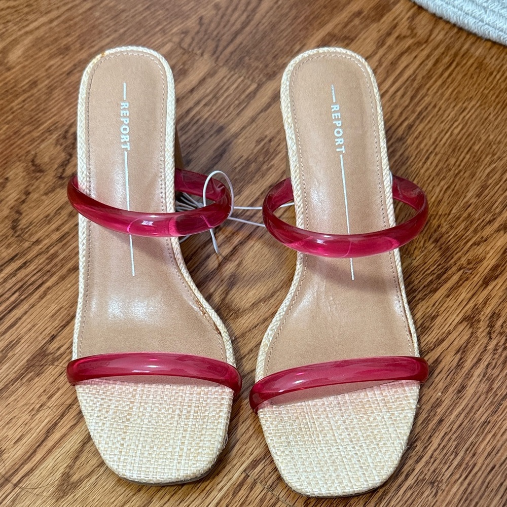 Report Women's Sandals with Red Straps and Tan Base